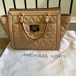 Michael Kors leather purse with original shoulder strap and storage bag